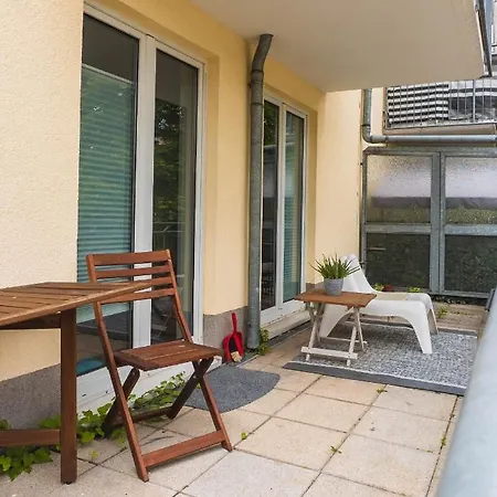 Ruhiges Mit Großem Balkon Und Stellplatz Apartment *