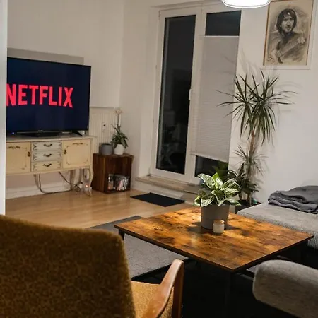 Apartment Ruhiges Mit Grossem Balkon Und Stellplatz