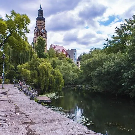 アパート Ruhiges Mit Grossem Balkon Und Stellplatz