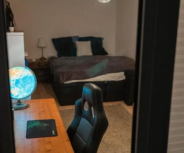 Apartamento Ruhiges Mit Grossem Balkon Und Stellplatz